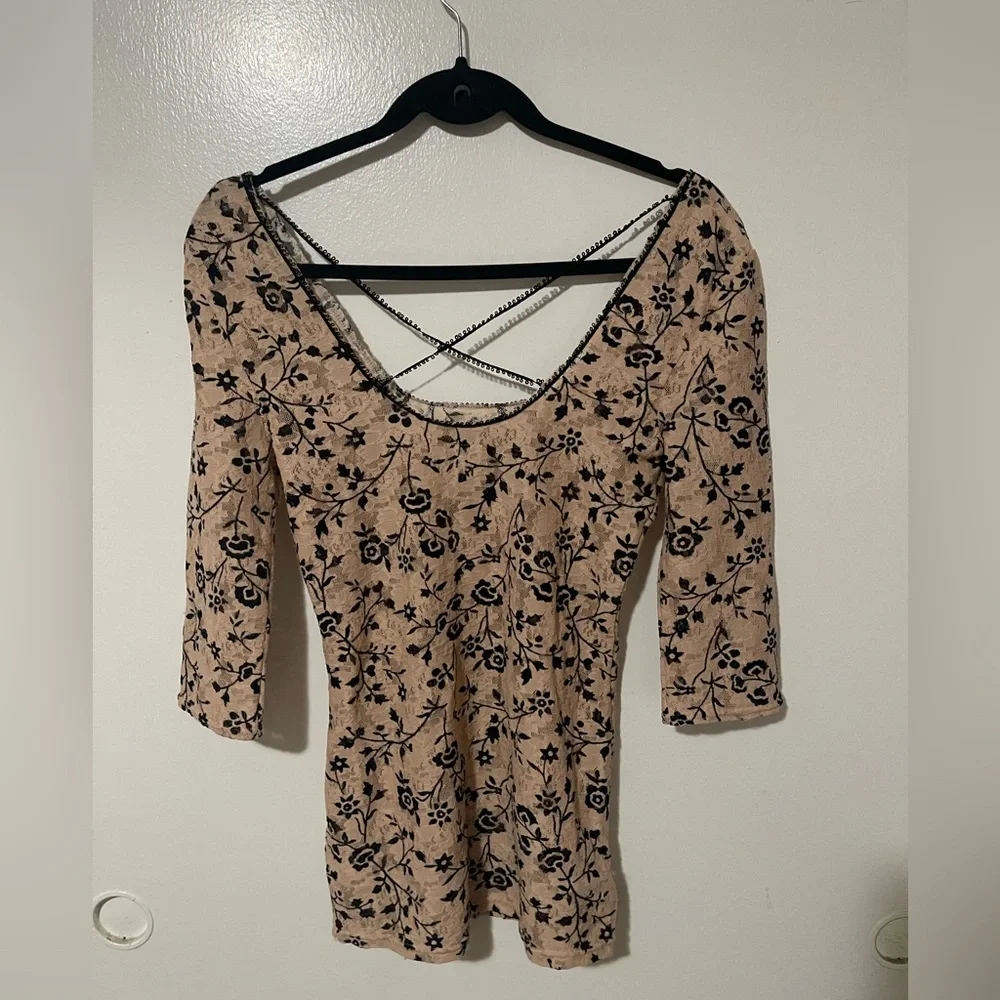 Intimately free people top